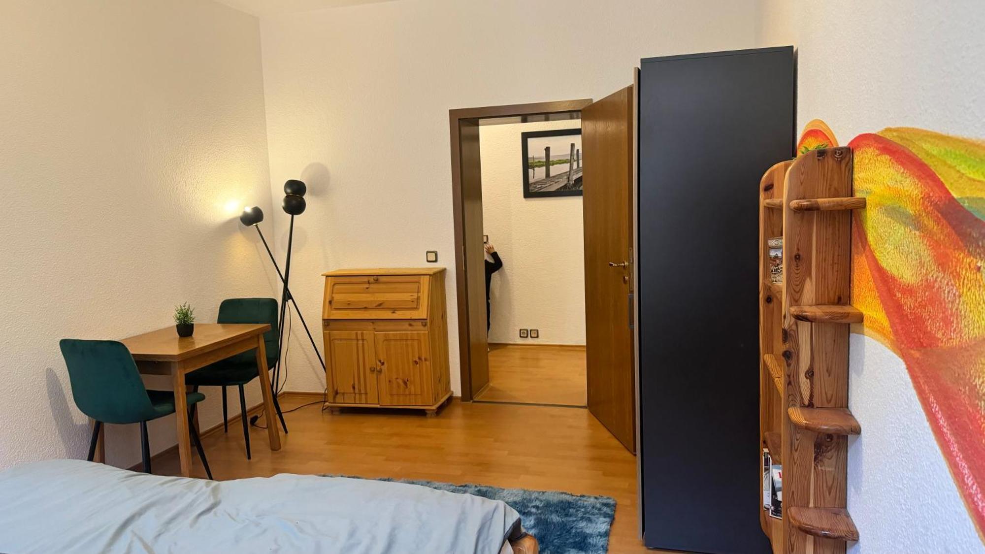 Homestay Piano Halle - Netflix - Free Wifi 5